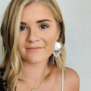 Meet your Posher, Kaci